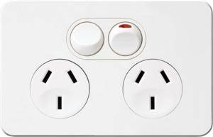 Sil. 10a twin socket horz shutter mw HAGWBSP2S-MW